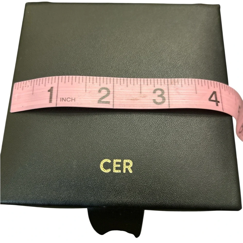 Mejuri Small Jewelry Box Organizer in Black And Cream Anti Tarnish Microsuede - Picture 6 of 8